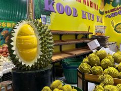 -曼阁市场水果批发市场