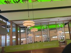 -洪氏嗨捞·广东猪肚鸡·椰子鸡火锅(西咸万象城店)