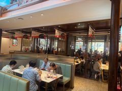 -阿瓦山寨·湘菜现炒·剁椒鱼头王(咸阳总店)