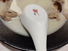 杂菌豆腐煮鸭架汤-天伦王朝酒店·盛华瑄餐厅