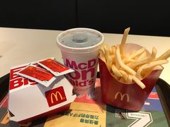 -麦当劳(北京金星西路店)