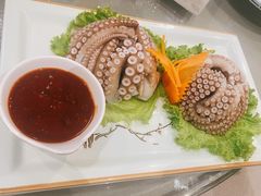 脆巴梢蘸酱-小船渔村•大连菜•大连焖鱼(明泽街店)