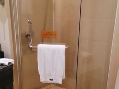 -武汉汉口火车站东方建国大酒店