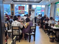 -迎宾楼(解放西街店)