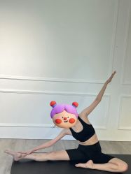 -闺蜜瑜伽·普拉提女性塑形馆