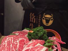 -铭牛烧肉·和牛海鲜自助(高新月牙湖店)