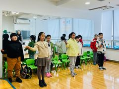 -蓝话筒·少儿成人演讲口才·主持朗诵·戏剧表演(大华第一坊店)