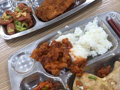 -财经大学学生公寓食堂