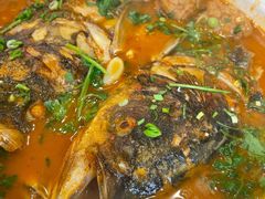 鱼头泡饼-八张桌子(老店)