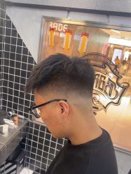 -Devilhands Barbershop男士理容店