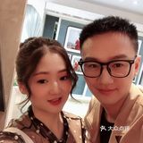 这是婚后第一年，很高兴也很满足