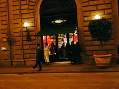 -文艺复兴百货(米兰大教堂广场店)