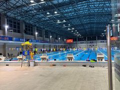 -奥冠体育华师附中恒温游泳馆