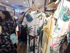 -广州白马服装市场