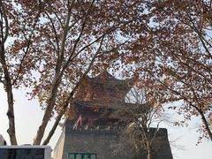 -巴陵广场