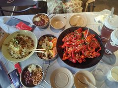 -巴厘龙虾·榜首油焖大虾(音乐学院·沿江酒馆店)