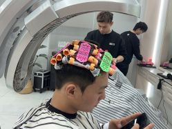 -尤司男士国潮理发馆