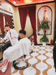 -东方先生国潮男士理发馆