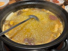 -一朵菌·野生菌探索家火锅(南亚店)