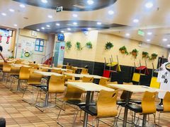 用餐区-李先生牛肉面大王(北京站售票厅餐厅)