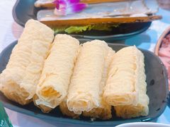 -鲜入围煮花胶鸡海鲜火锅