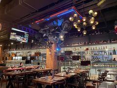 -1886德国汽车餐厅(外滩十六铺码头店)