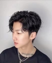 -苏豪路易士·嘉玛发廊