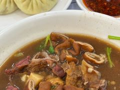 -陈寔包子王·卤煮小肠·京味小吃(龙潭店)