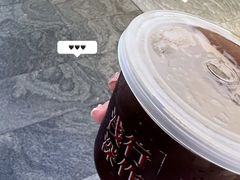 梅子气泡冰酿饮-浅行深作咖啡坊
