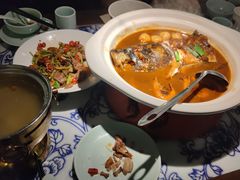 -卢大鲜鱼头捞饭(美利广场店)