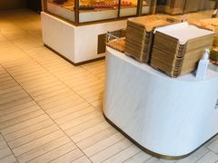 面包甜点陈列柜-奈雪的茶(中海环宇荟店)