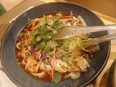 -耶里夏丽·新疆菜·28年喀什老馆(田林东路店)