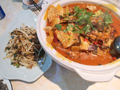 -魏铭鱼头捞饭(晋阳路店)