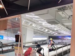 -SNOW51城市滑雪(万象城店)