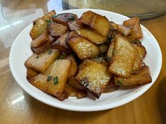 -芦茨金富饭庄·25年老字号·专做稻草鸡