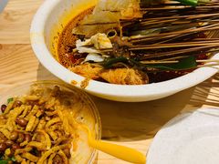 -嘉州叶婆婆钵钵鸡(建设路店)