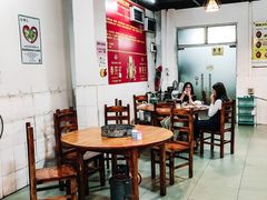 大堂-醋缘臭屁醋养生火锅