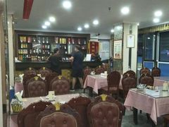 大堂-添福来墨鱼饺子 · 海鲜东北菜(大连星海·黄浦路店)