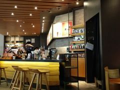 -星巴克臻选(周浦万达店)