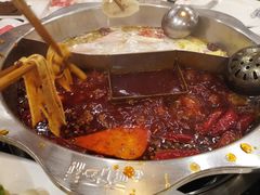 -百年川椒重庆老火锅(光谷店)