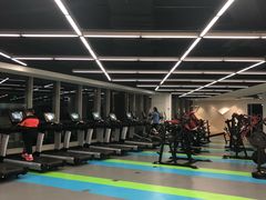 -银吉姆健身(恒隆馆)