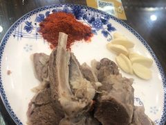 -壹阁胡羊焖饼(特色小吃街店)