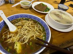 -沪西老弄堂面馆(定西路店)