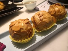 杏仁金沙球-富山虾饺点心餐厅(群光广场店)