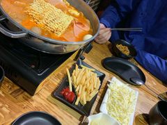 -辛明堂洞韩式芝士年糕火锅(万达店)