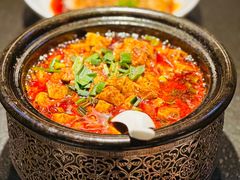 -万重锦·人文川菜馆(骡马市店)