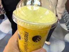 -每日新鲜水果吧(芮欧百货店)