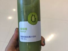 -瑞幸咖啡(平安滨江金融中心店)