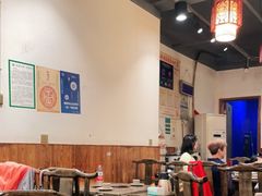 大堂-肖肖酸萝卜鱼火锅(总店)