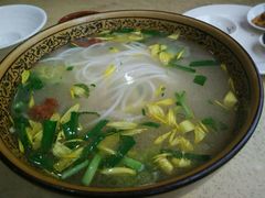 -桥香园云南过桥米线(金马碧鸡店)